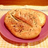 葉っぱの形の南フランス地方のパン「フーガス」